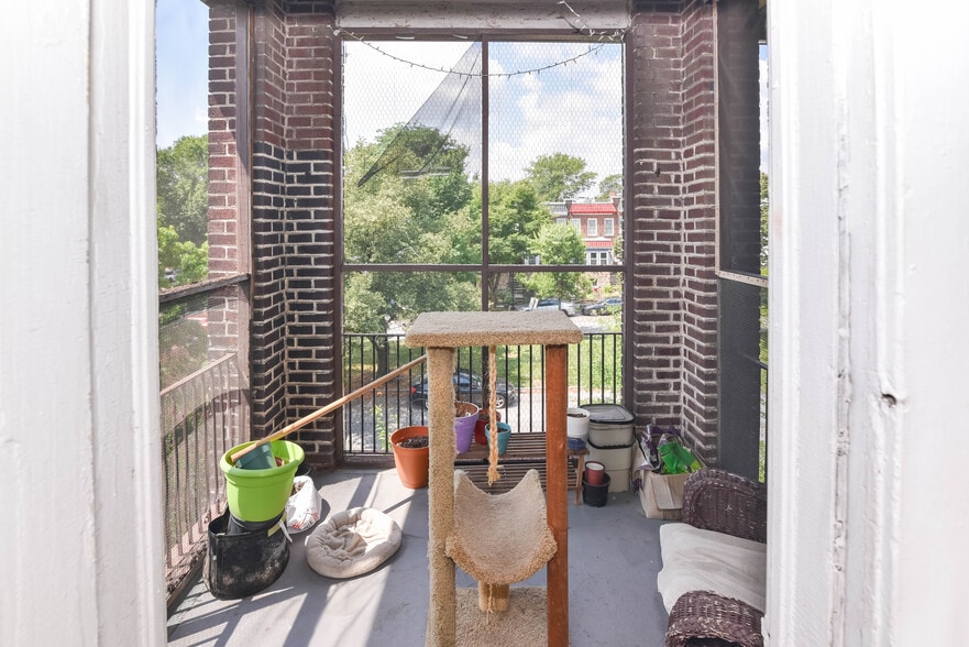 More Photos Of 2107-2111 Park Ave, Baltimore Apartments For Sale