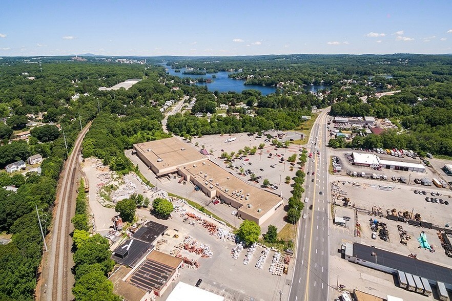 More Photos Of 50 SW Cutoff, Worcester Freestanding For Lease