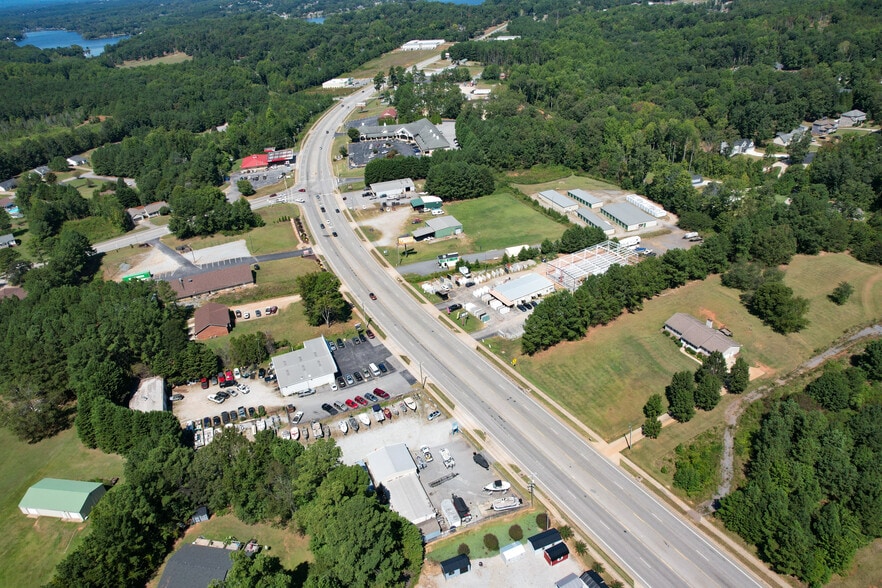 More Photos Of 6895 Highway 9, Inman Auto Repair For Sale