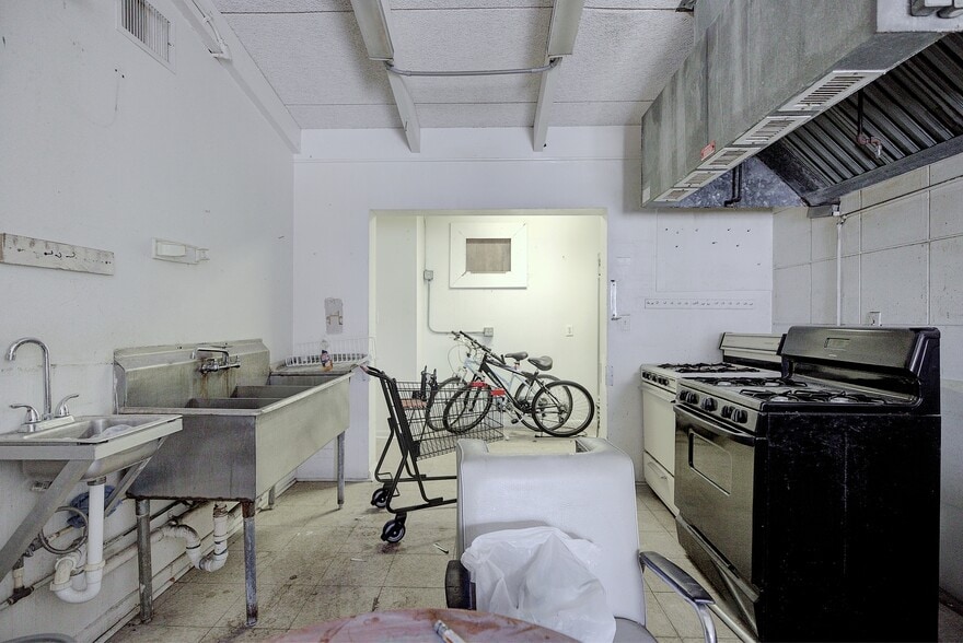 More Photos Of 517 Us-27, Lake Placid Assisted Living For Sale