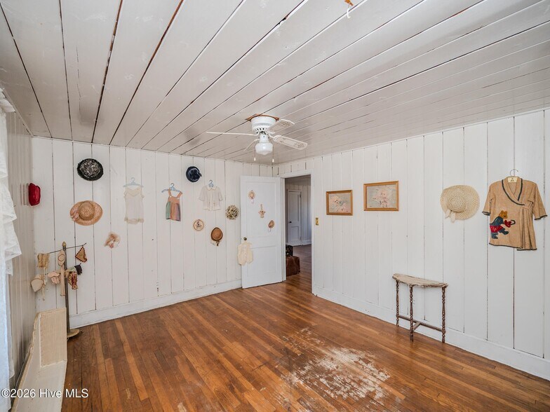 More Photos Of 60 Callahan Rd, Orrum Specialty For Sale