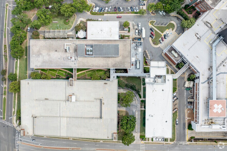 More Photos Of 818 St Sebastian Way, Augusta Unknown For Lease