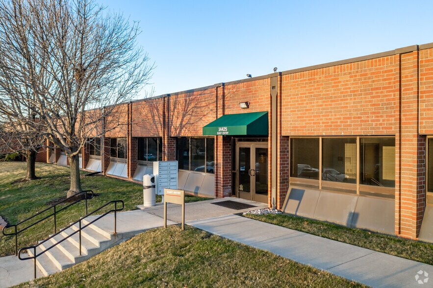 More Photos Of 14425 College Blvd, Lenexa Office For Lease