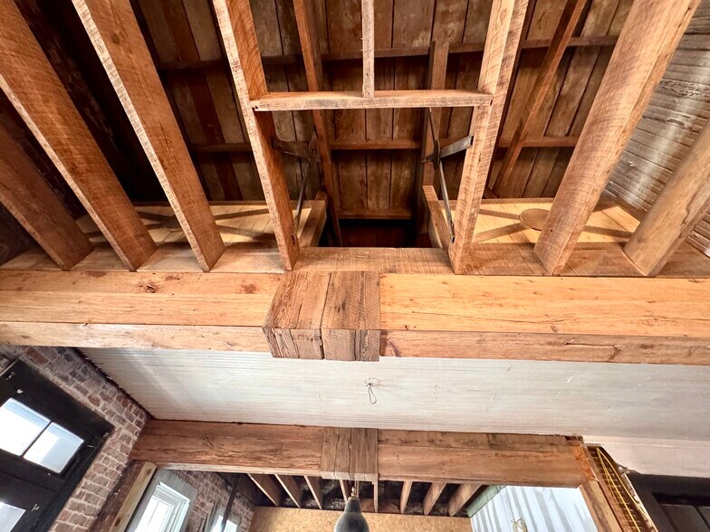 More Photos Of 2720 Cleveland St, Elloree Storefront Retail Residential For Sale