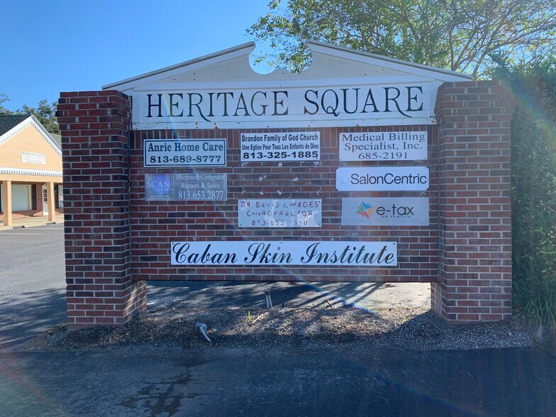 More Photos Of 110 Lithia Pinecrest Rd S, Brandon Office For Lease