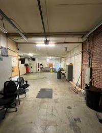 More Photos Of 617 E 16th St, Kansas City Auto Repair For Lease