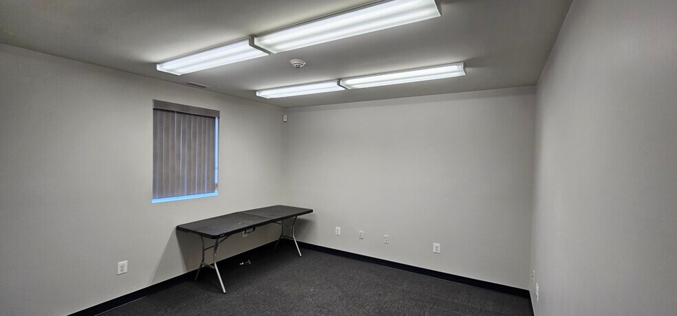 More Photos Of 154 Cooper Rd, West Berlin Light Distribution For Lease