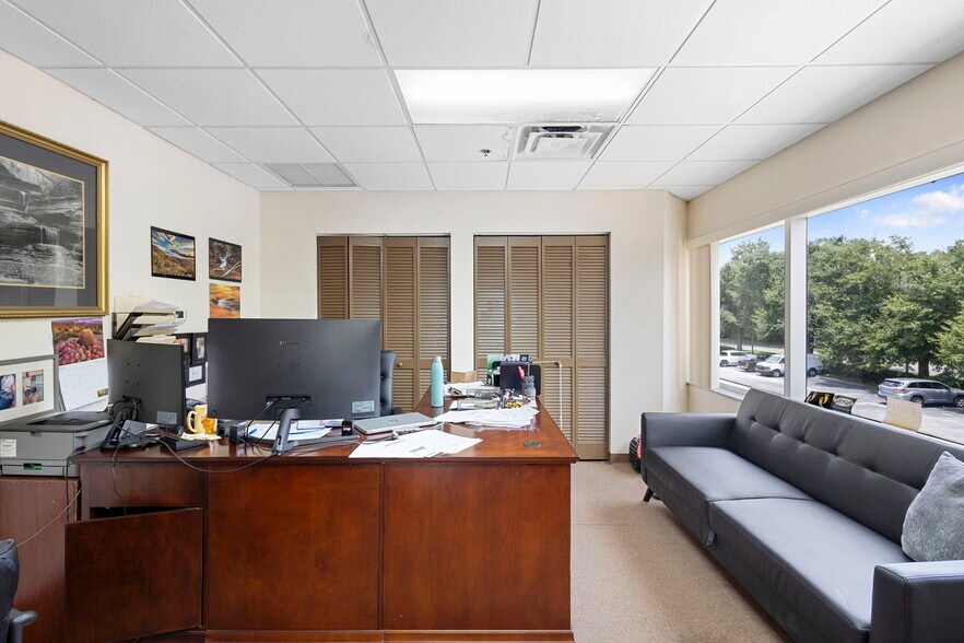 More Photos Of 8750 Exchange Dr, Orlando Warehouse For Sale