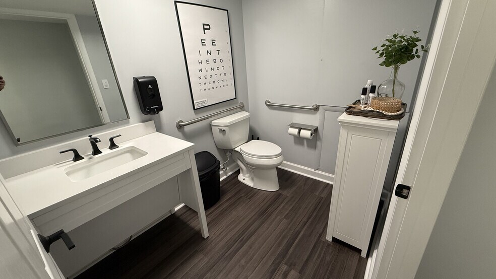 More Photos Of 5321 Memorial Hwy, Tampa Office For Lease
