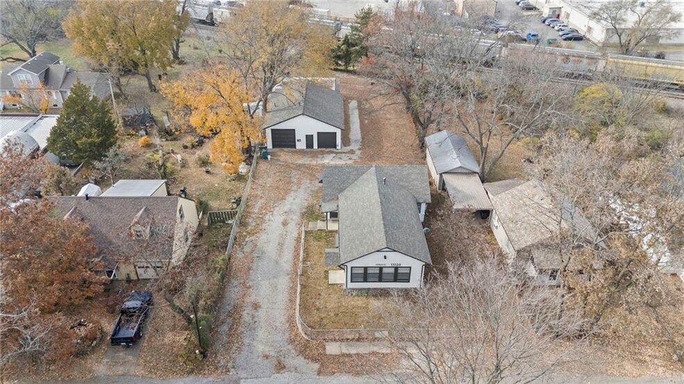 More Photos Of 13120 4th St, Grandview Industrial For Sale