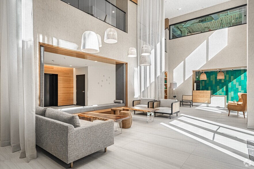 More Photos Of 205 Datura St, West Palm Beach Office For Lease