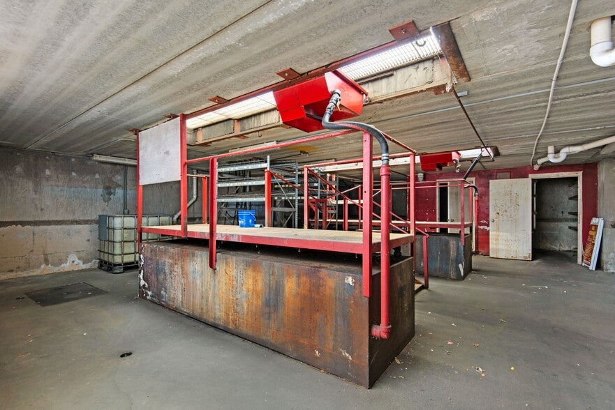 More Photos Of 3061 Gulf Breeze Pky, Gulf Breeze Carwash For Sale