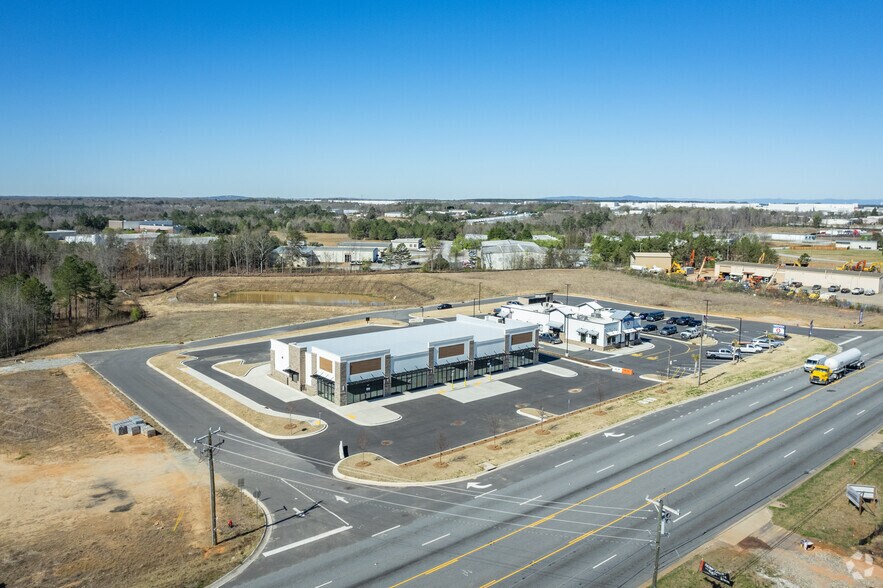 More Photos Of 1970 Highway 101 S, Greer General Retail For Lease