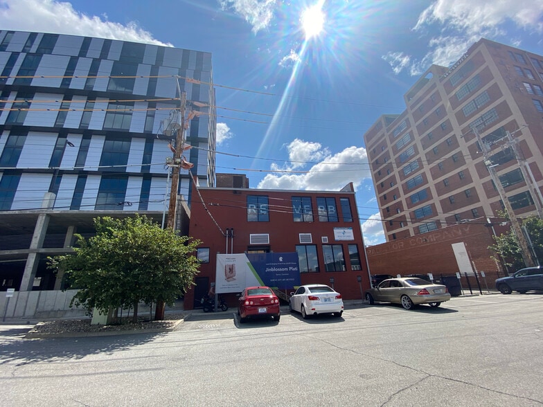 More Photos Of 1816 Walnut St, Kansas City Office For Lease