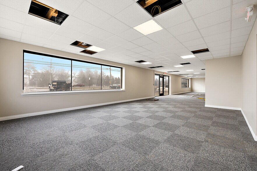 More Photos Of 15065 32 Mile Rd, Romeo Warehouse For Lease