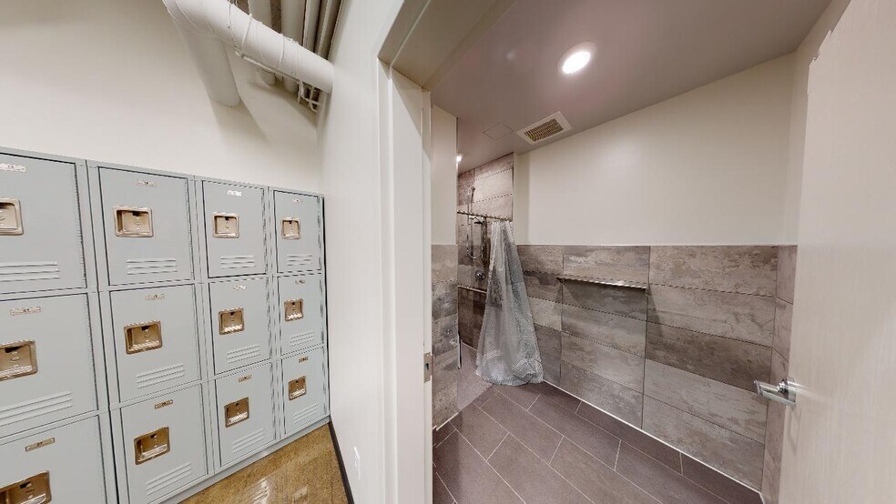 More Photos Of 4600 W 77th St, Edina Unknown For Lease