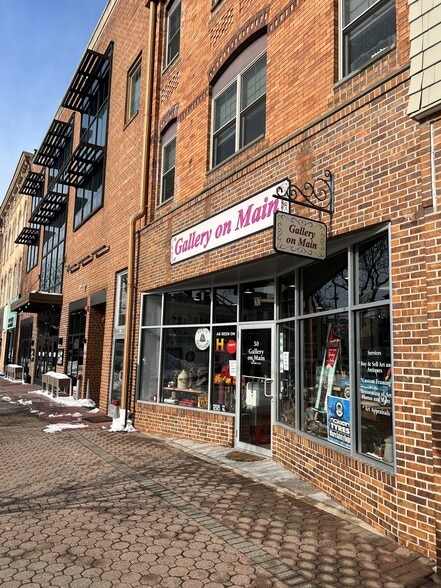 More Photos Of 28-32 W Main St, Somerville Apartments For Lease