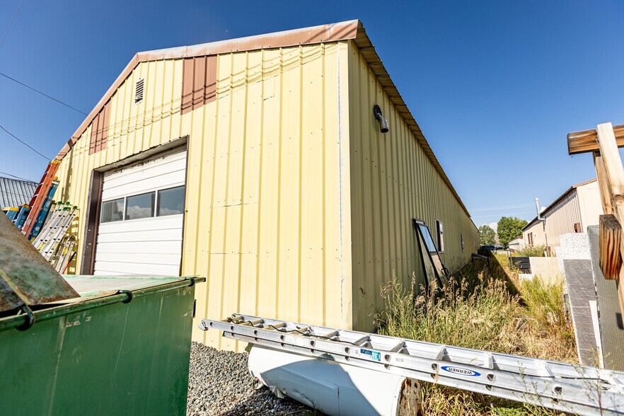 More Photos Of 612 S 9th St, Gunnison Industrial For Sale