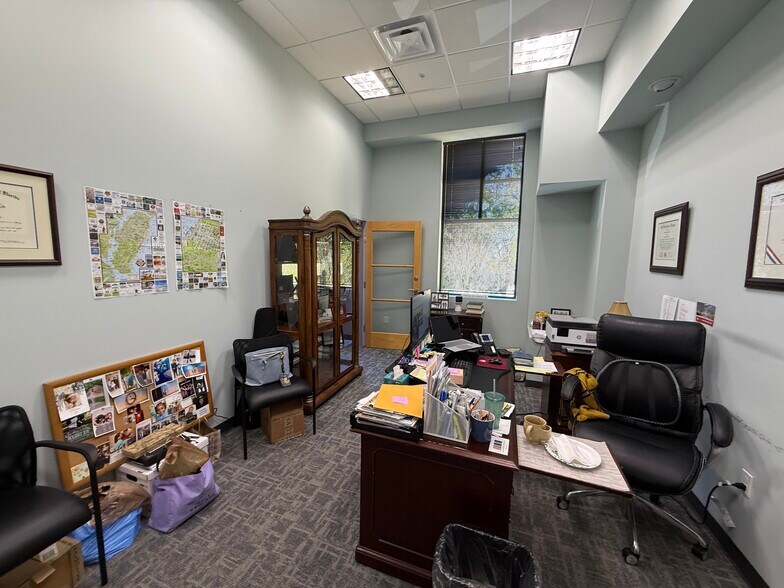 More Photos Of 961687 Gateway Blvd, Fernandina Beach Medical For Lease