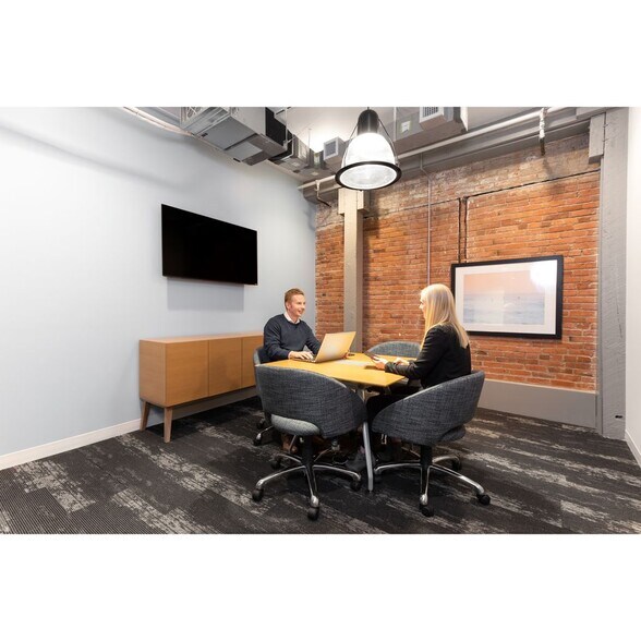 More Photos Of 535 Yates St, Victoria Coworking Space