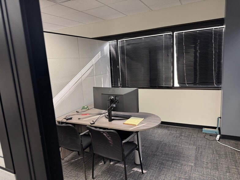 More Photos Of 707 W 700 S, Woods Cross Office For Lease