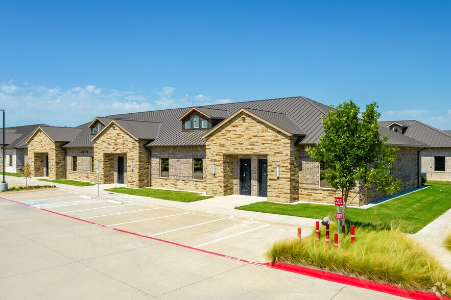 More Photos Of 1400 N Coit Rd, McKinney Medical For Sale