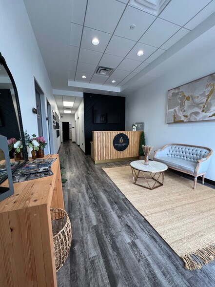 More Photos Of 12280 Broadway St, Pearland Office For Sale