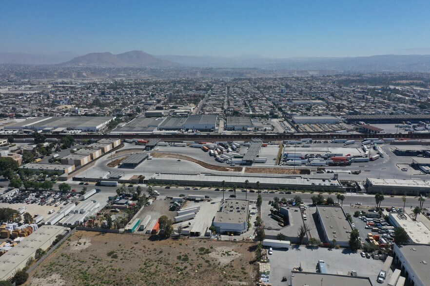 More Photos Of 9874 Via De La Amistad, San Diego Manufacturing For Lease