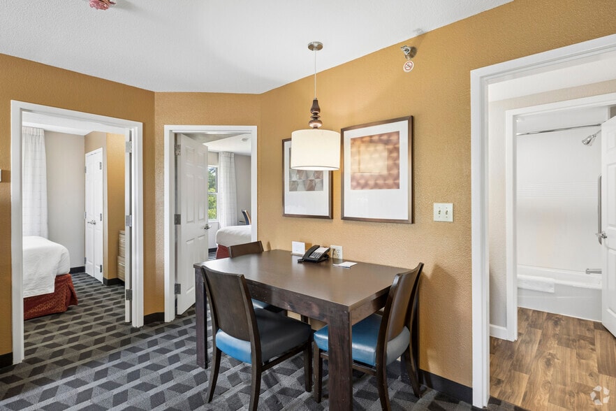 More Photos Of 11309 Abercorn St, Savannah Hotel For Sale