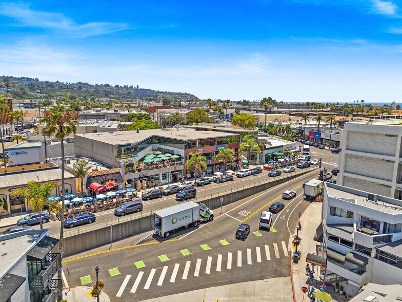 More Photos Of 1025 Prospect St, La Jolla General Retail For Sale
