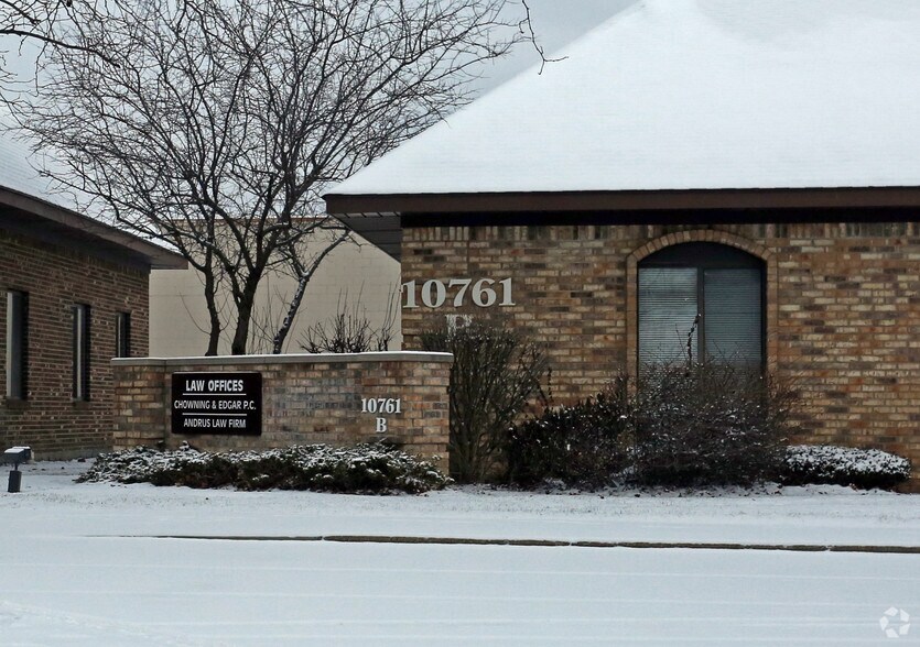 More Photos Of 10761 S Saginaw St, Grand Blanc Office For Lease