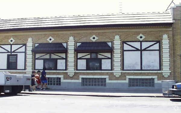 More Photos Of 3949 W Armitage Ave, Chicago Warehouse For Sale