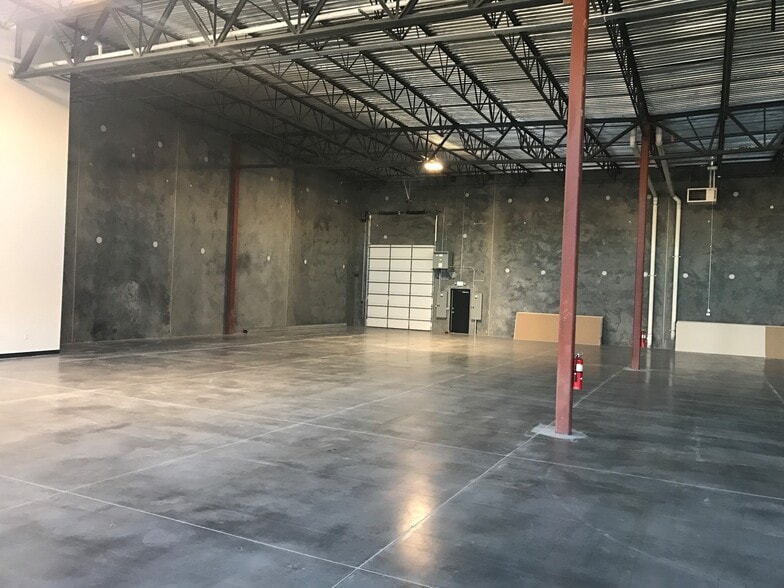 More Photos Of 120 N Redwood Rd, North Salt Lake Warehouse For Lease