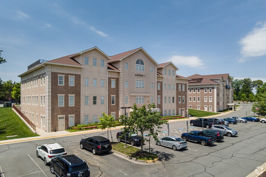 More Photos Of 18354 Quantico Gateway Dr, Triangle Medical For Lease