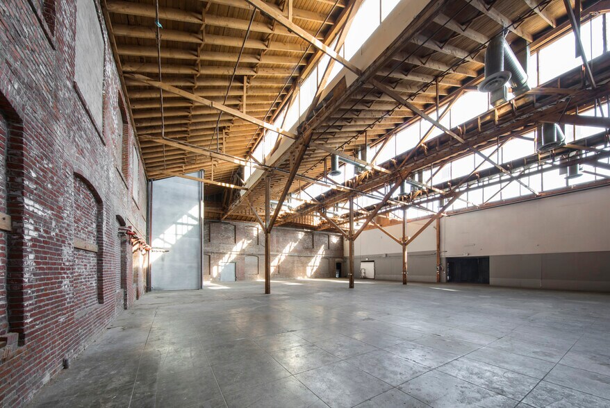 More Photos Of 440 Seaton St, Los Angeles Loft Creative Space For Lease