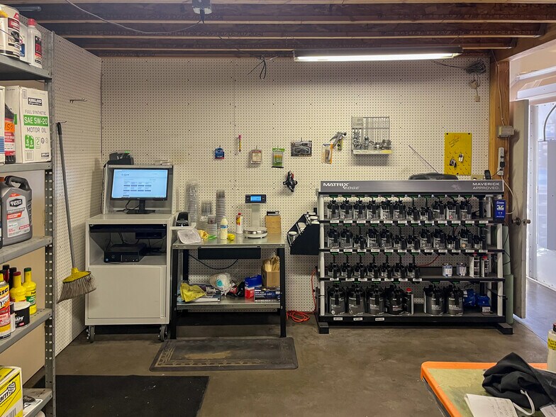 More Photos Of 1151 E State Route 89A, Cottonwood Auto Repair For Sale