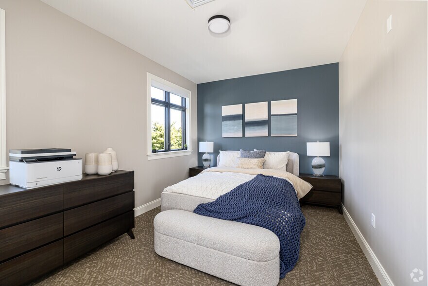 More Photos Of 920-924 Farmington Ave, West Hartford Apartments For Lease