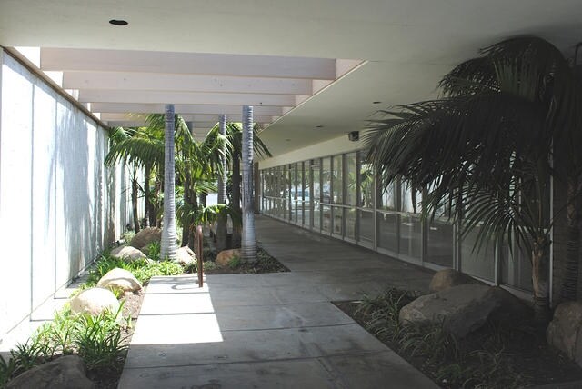 More Photos Of 452-470 Arneill Rd, Camarillo Freestanding For Lease