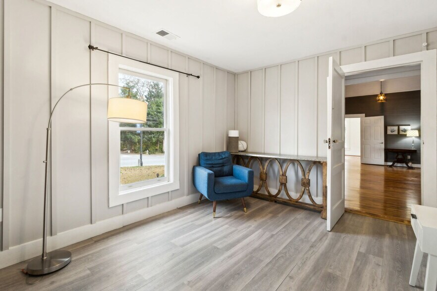 More Photos Of 2951 Moon Station Rd NW, Kennesaw Office For Sale