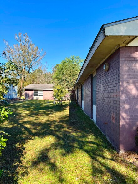 More Photos Of 350 Springhill St, Jasper Skilled Nursing Facility For Sale