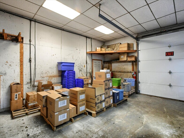 More Photos Of 610 Front St, Catasauqua Warehouse For Sale