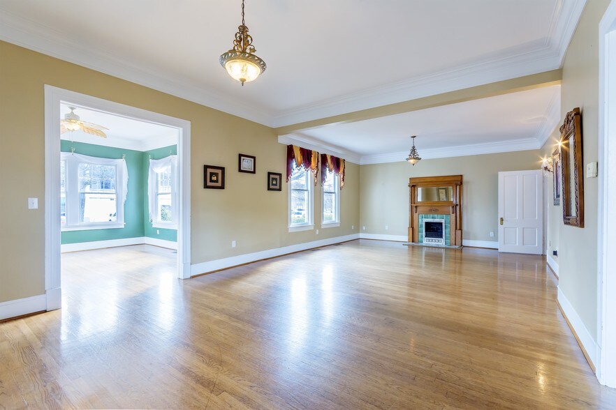 More Photos Of 200 Stonewall Ave W, Fayetteville Lodge Meeting Hall For Lease