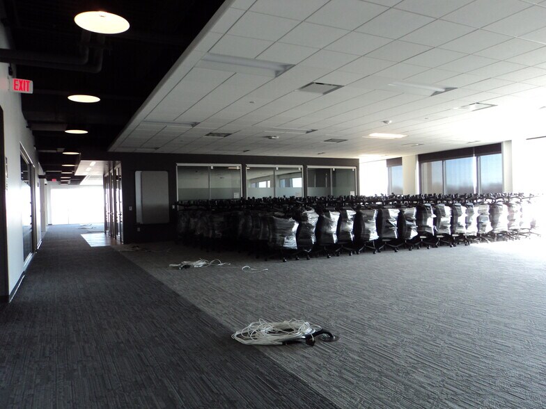 More Photos Of 2020 Innovation Ct, De Pere Office For Lease