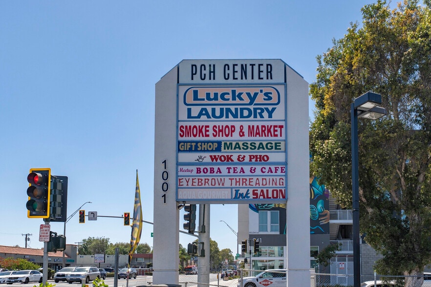 More Photos Of 1001 E Pacific Coast Hwy, Long Beach Storefront For Lease