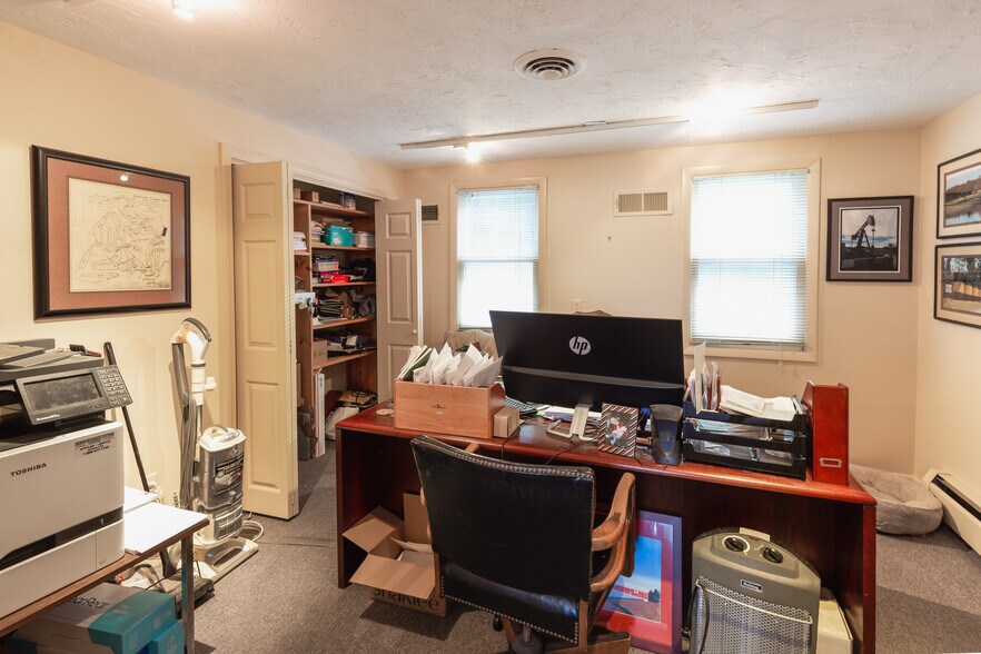 More Photos Of 176-178 Court St, Plymouth Apartments For Sale
