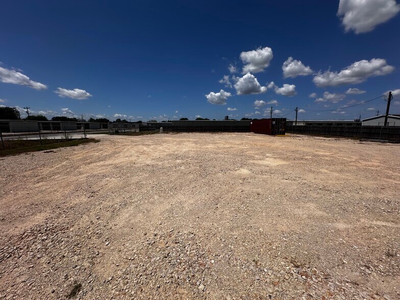 More Photos Of 52 Crawford Dr, Victoria Industrial For Lease