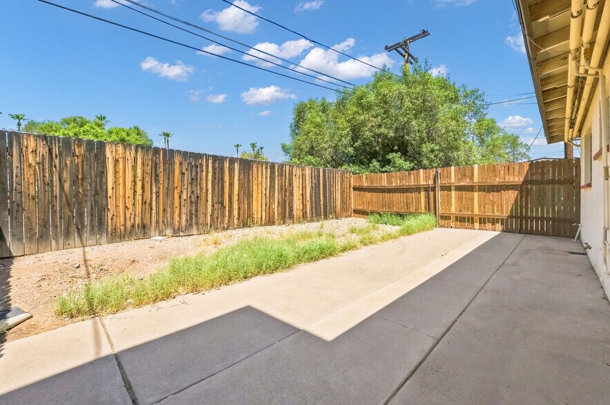 More Photos Of 1123 E Sierra Vista Dr, Phoenix Apartments For Sale