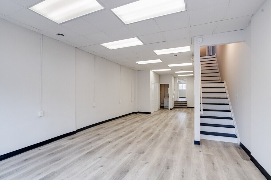More Photos Of 6419 Harford Rd, Baltimore Office For Sale