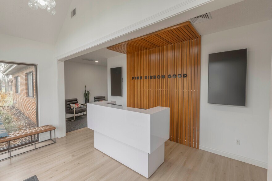 More Photos Of 350 Huls Dr, Englewood Office For Sale