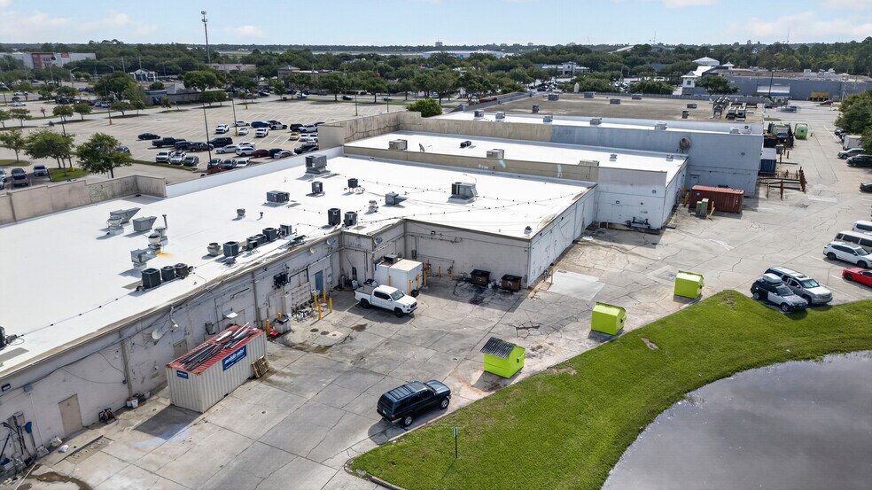 More Photos Of 14286 Beach Blvd, Jacksonville Beach General Retail For Sale